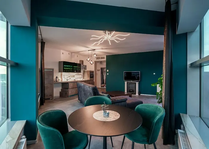 Sea Towers Panoramic Penthouse