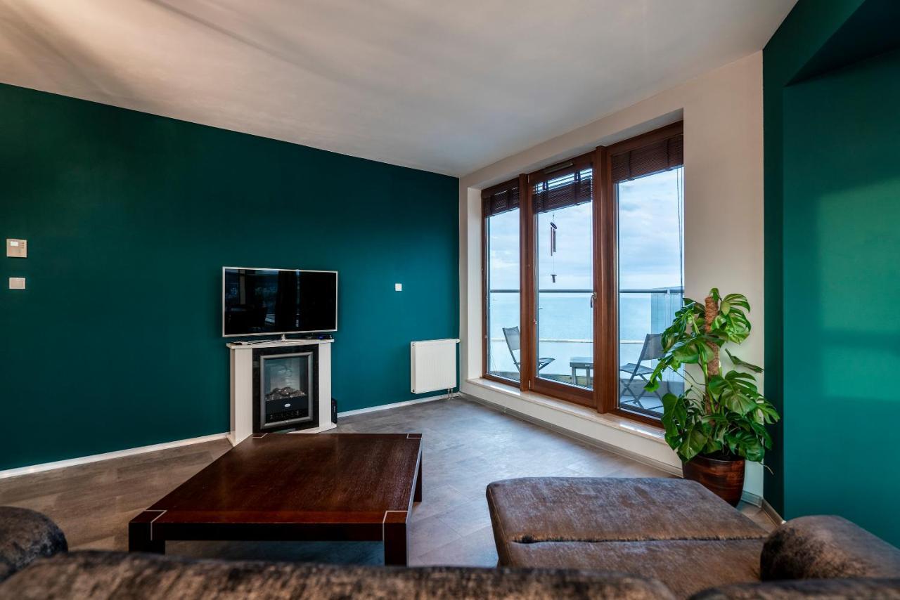 Sea Towers Panoramic Penthouse Apartment *